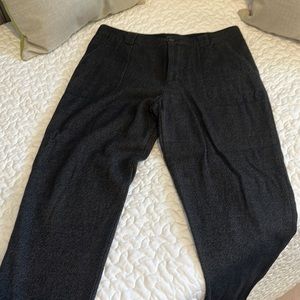 Aritzia Talula crop dress pants